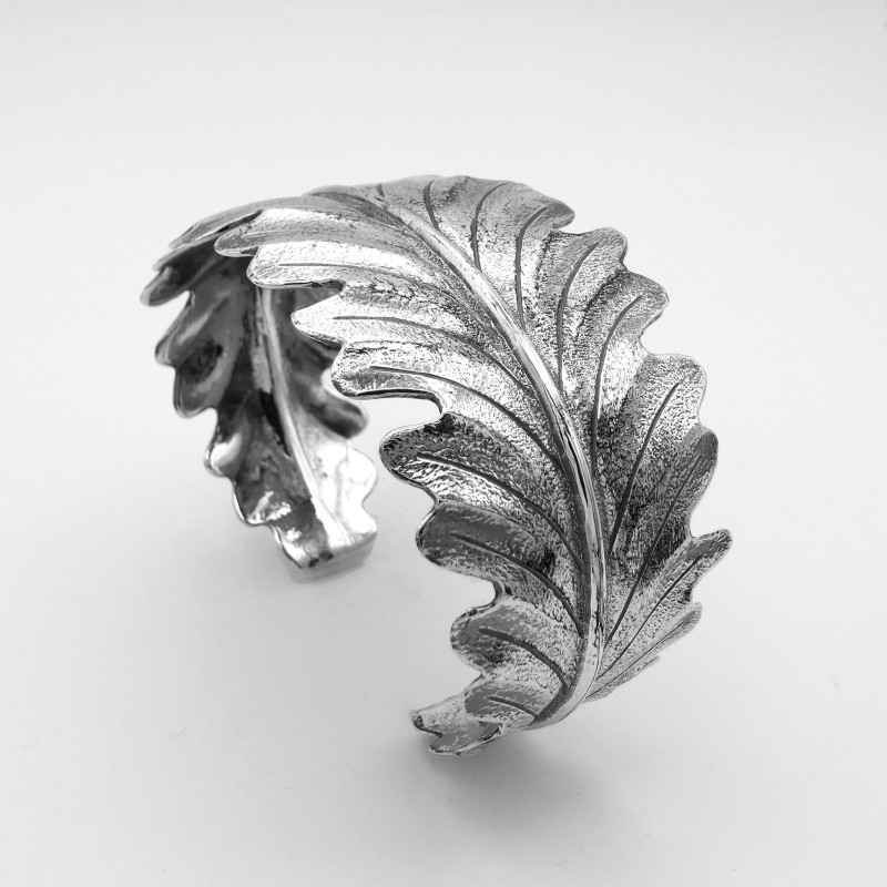 Large Leaf Bracelet